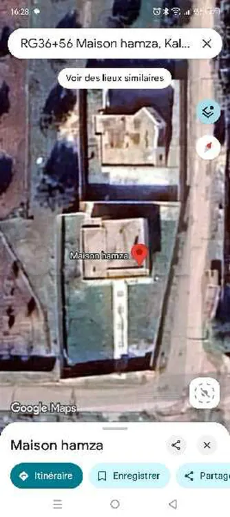 للبيع دار في القلعة الصغيرة النڨر 825م