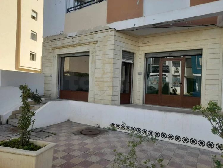 local commercial à vendre