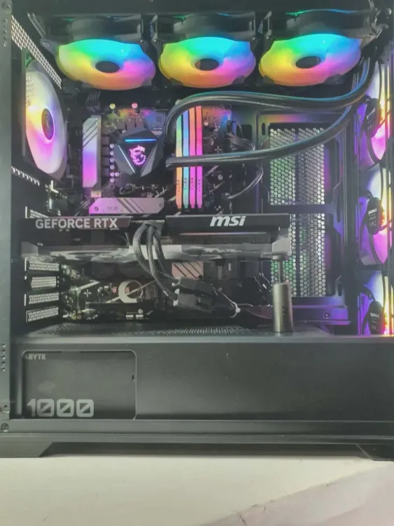 HIGHEND NEUF I7 14700KF 32RAM 1TO Nvme RTX 5080