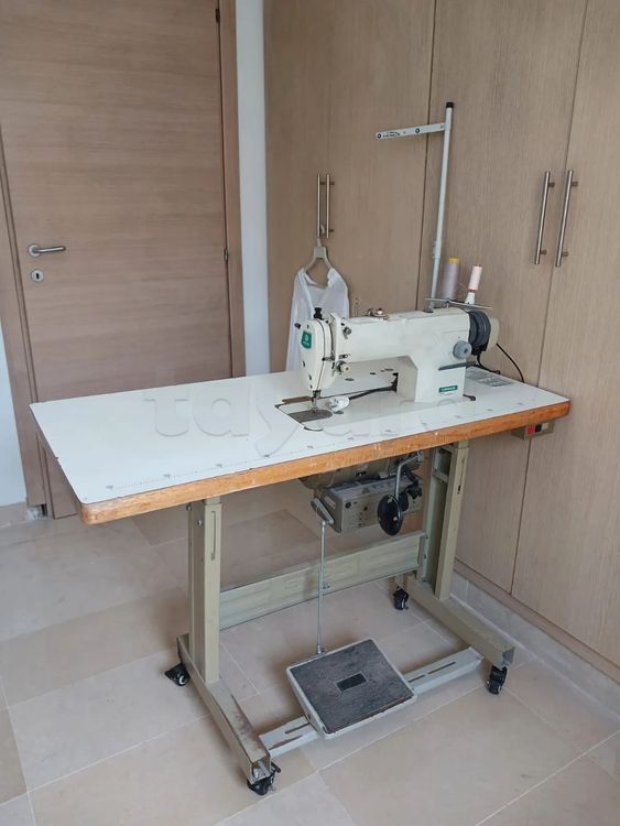 Machine à coudre industrielle Zoje