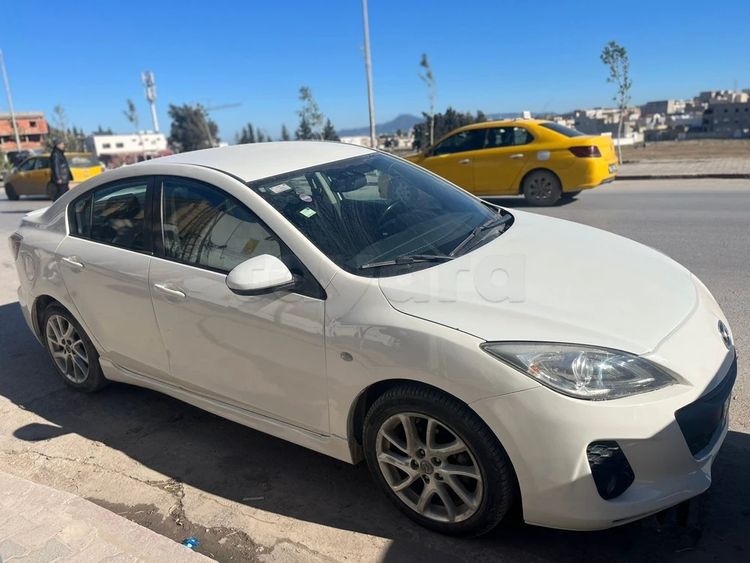 Mazda 3 2012