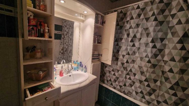 meuble salle de bain en bois avec spot + vasque ( marbre blanc )+ robinet