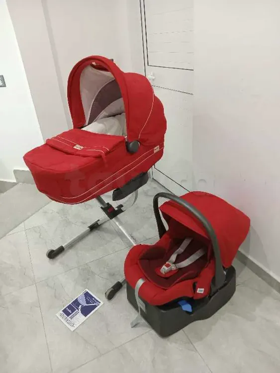 Landau et maxi cosi Siège auto INGLESINA avec support état comme neuf