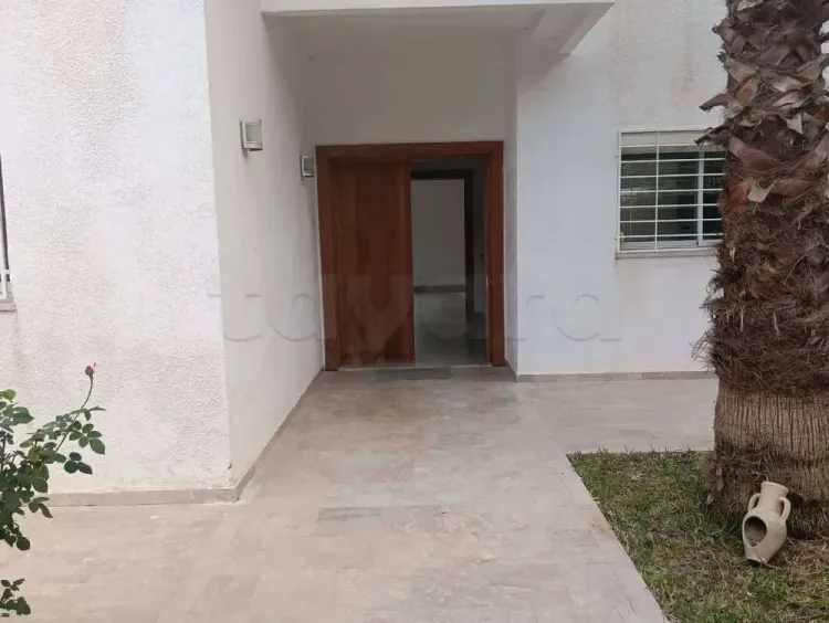 LOCATION VILLA  RENOVÉE A NEUF A MUTUELLEVILLE