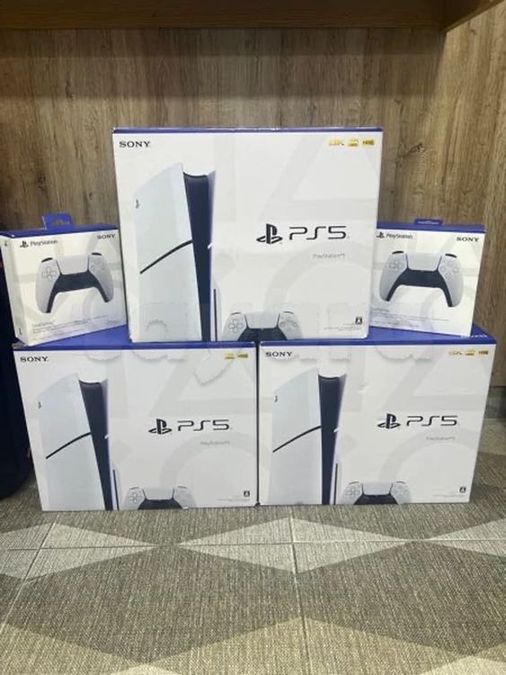 PlayStation 5 Edition Standard Slim. 1TO Cacheté