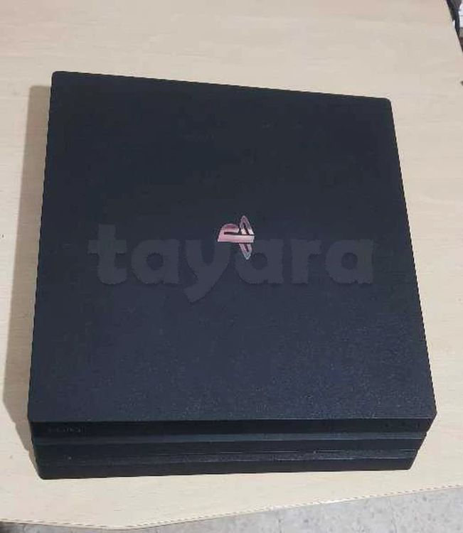 PS4 Pro 1To Patché