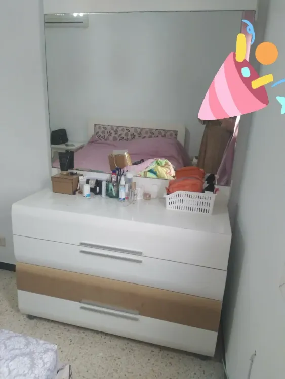 Coiffeuse en très bon état