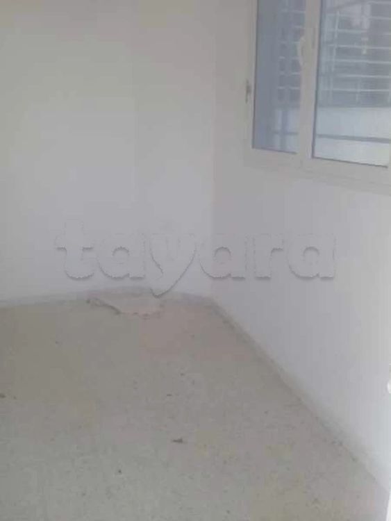 S1 tres propre cité skik lahnaya pour célibataires