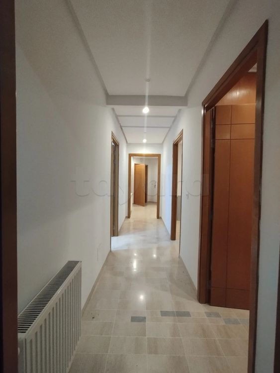 S2 très haut standing a ain ZAGHOUAN avec terrasse et pkg ss