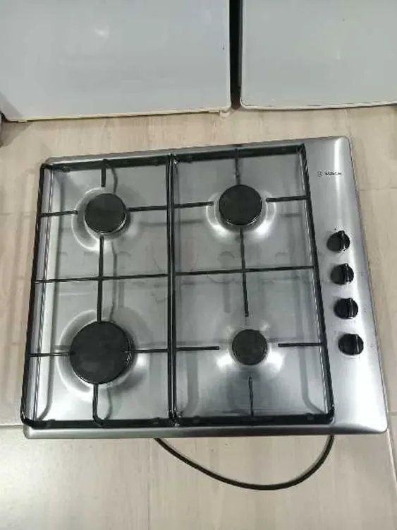 plaque cuisine BOSCH 4 feux importé