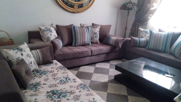 Salon 9 places presque neuf