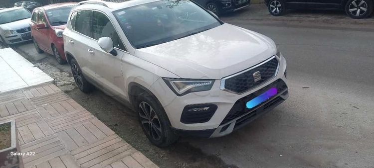seat ateca .