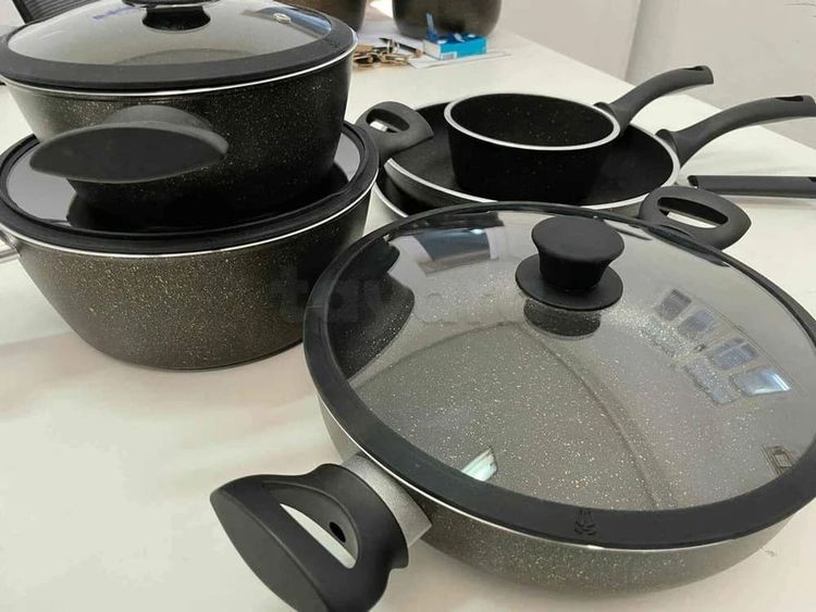 services Cristal & plateaux,Ménagère..