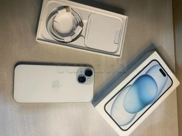 iphone 15 batterie 89%