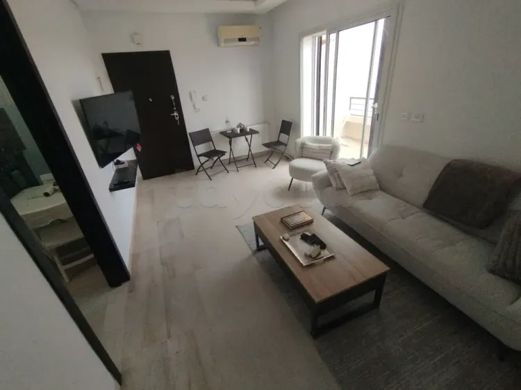 S2 haut standing casi neuf avec place de parking