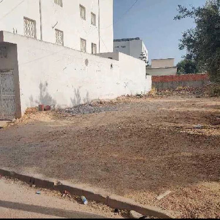 Terrain constructible mnihla