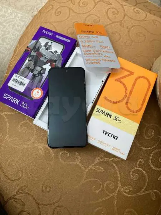 tecno spark 30c neuf