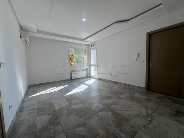 Un appartement S+1 à Louer à La Soukra