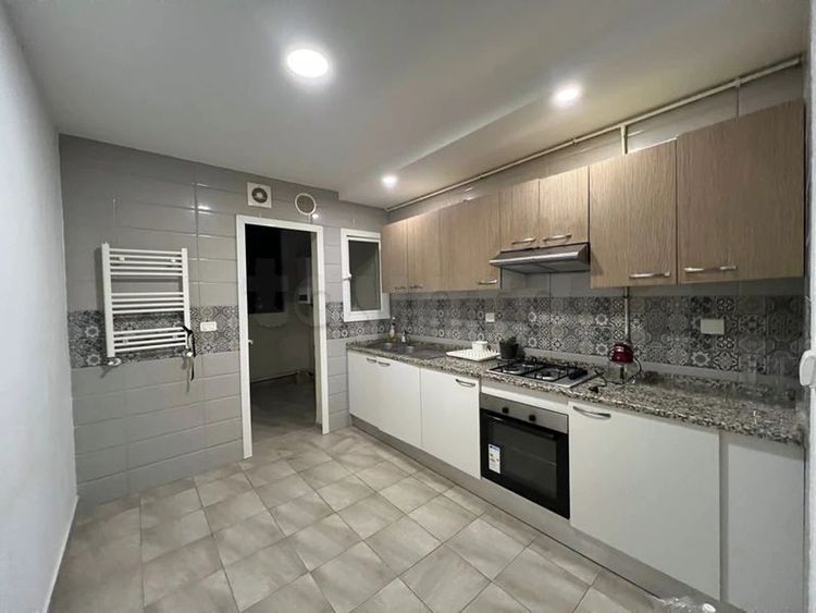 Un appartement S+2 à Louer à L’aouina Dar Fadhal