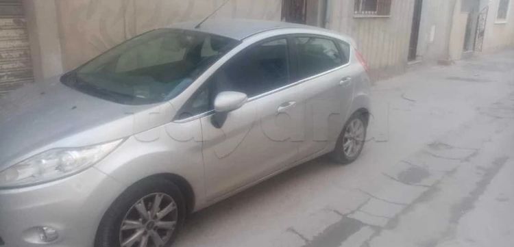 Voiture et chauffeur pour vos événements mariages et occasions