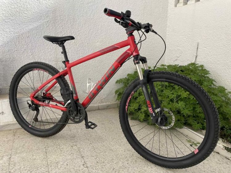 Vtt Btwin St540 taille L , roue 27.5 , frein disque hydraulique ( tout fonctionnel )