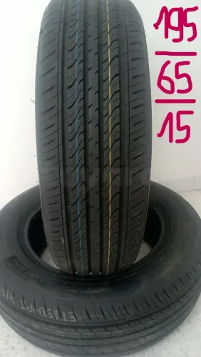 x2 pneus 195/65R15  DOUBLESTAR pour B9 et autres… qualité supérieure neufs zéro km