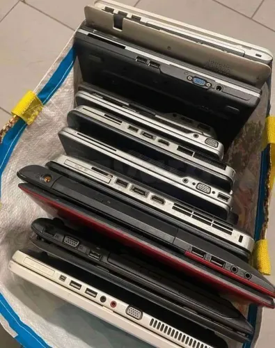 بيع معدات تصليح أجهزة الكمبيوتر المحمول الكاملة ومخزون قطع الغيار