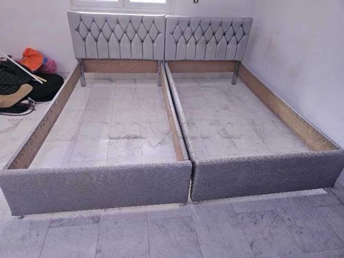 1 Lit 1 Place capitonné Gris Argent 
Tissu Simili Cuir