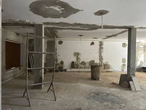 Spacieux Local à Khézama Ouest