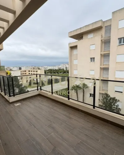 A louer s2 vide avec terrasse au lac 2