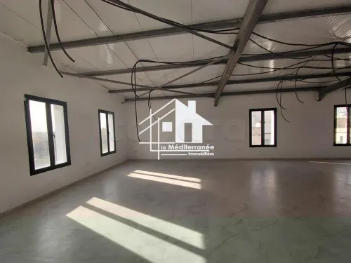 A louer un open espace au Passage