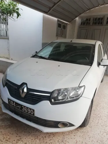 Voiture Symbol à vendre