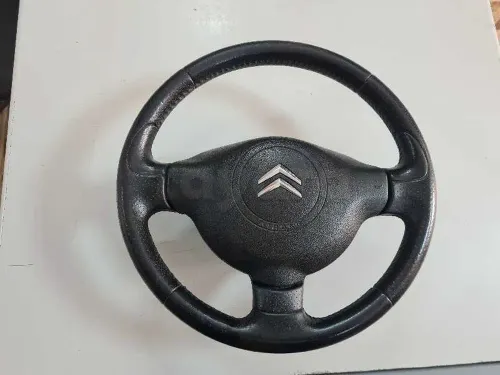 volont cuir Citroën b9