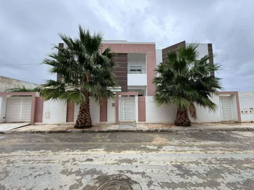 Villa de 418 m² à  Borj Cedria