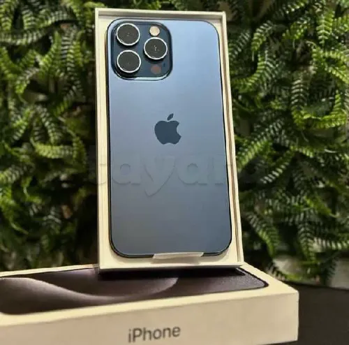 15 pro max 512G occasion état neuf