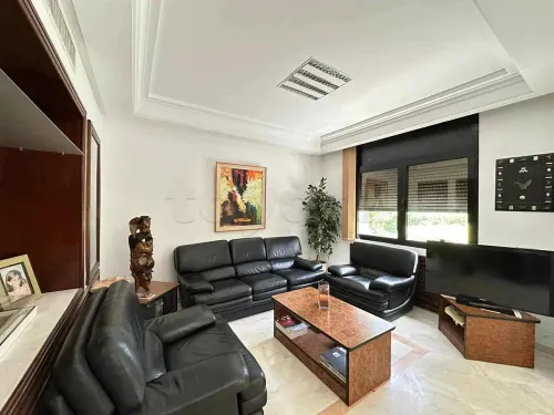 A louer bureau 3 pièces au RDC à El Menzah 1