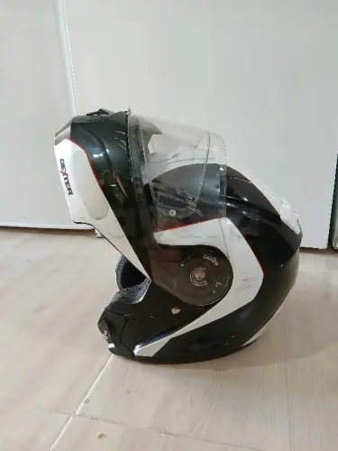casque moto importé état comme neuf