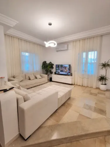 Maison Richement Meublée  à Ennaser 2