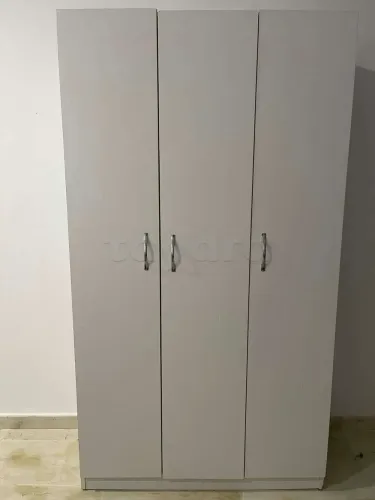 A vendre armoire de rangement