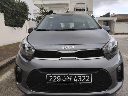 KIA PICANTO GT LINE PREMIÈRE MAIN TRÈS PROPRE BOÎTE MANUELLE