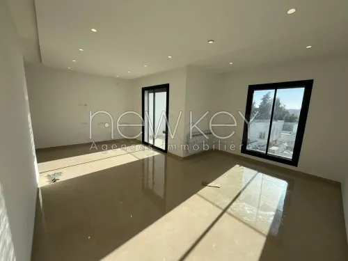 Un bureau H1 à la Marsa