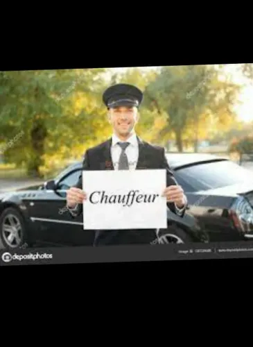 Je suis retraité militaire sérieux et ponctuel avec une grande expérience en conduite et connaissance de tous les circuits je cherche un poste de chauffeur pour une famille ou une société.50196856