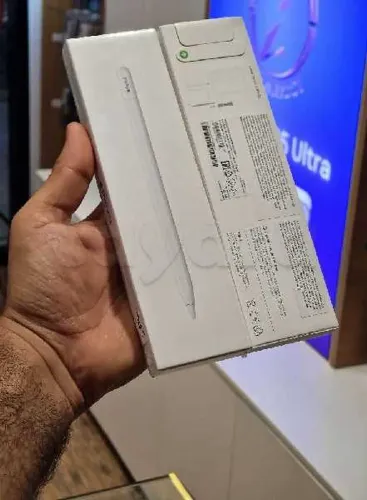 apple Pencil USB C Cacheté