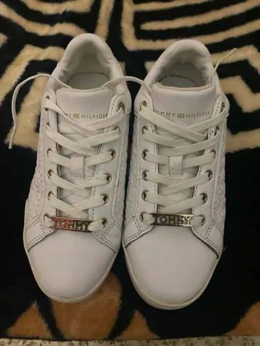 BASKETS TOMMY HOMME P 42