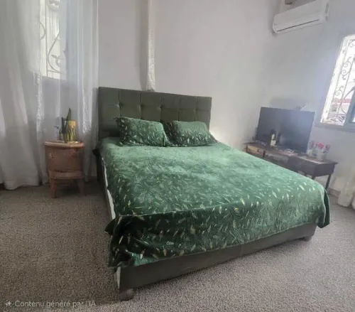 Lit deux places avec matelas orthopédique