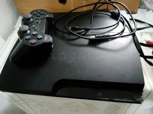 PlayStation 3 slim avec 8 jeux patché tel \ 56153865