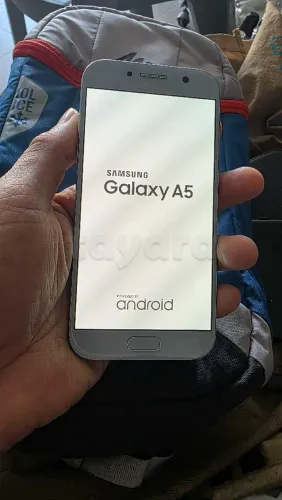 des téléphones importe