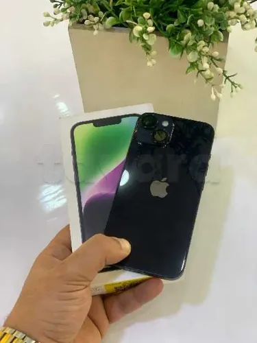 IPhone 14 128g batt 90% Comme neuf