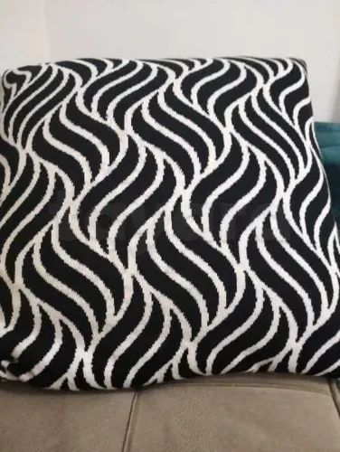 2 coussins décoratifs the One noir et blanc