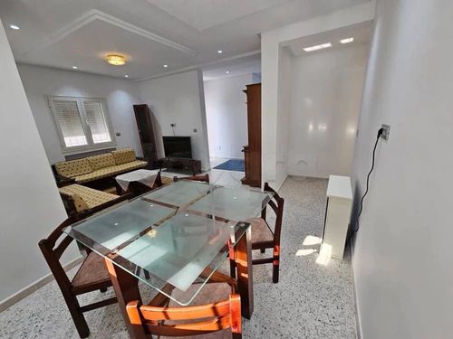 📍 ARIANA ESSOUGHRA: REZ-DE-CHAUSSÉE DE VILLA S+3 MEUBLÉ JAMAIS HABITÉ À LOUER